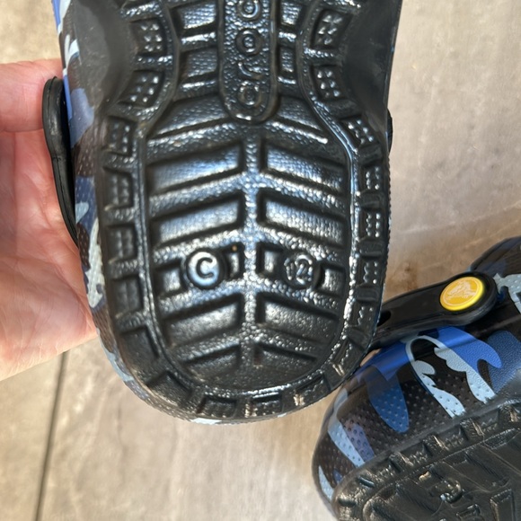 Batman Crocs with Liners-Blue Camo 12C - Picture 7 of 7
